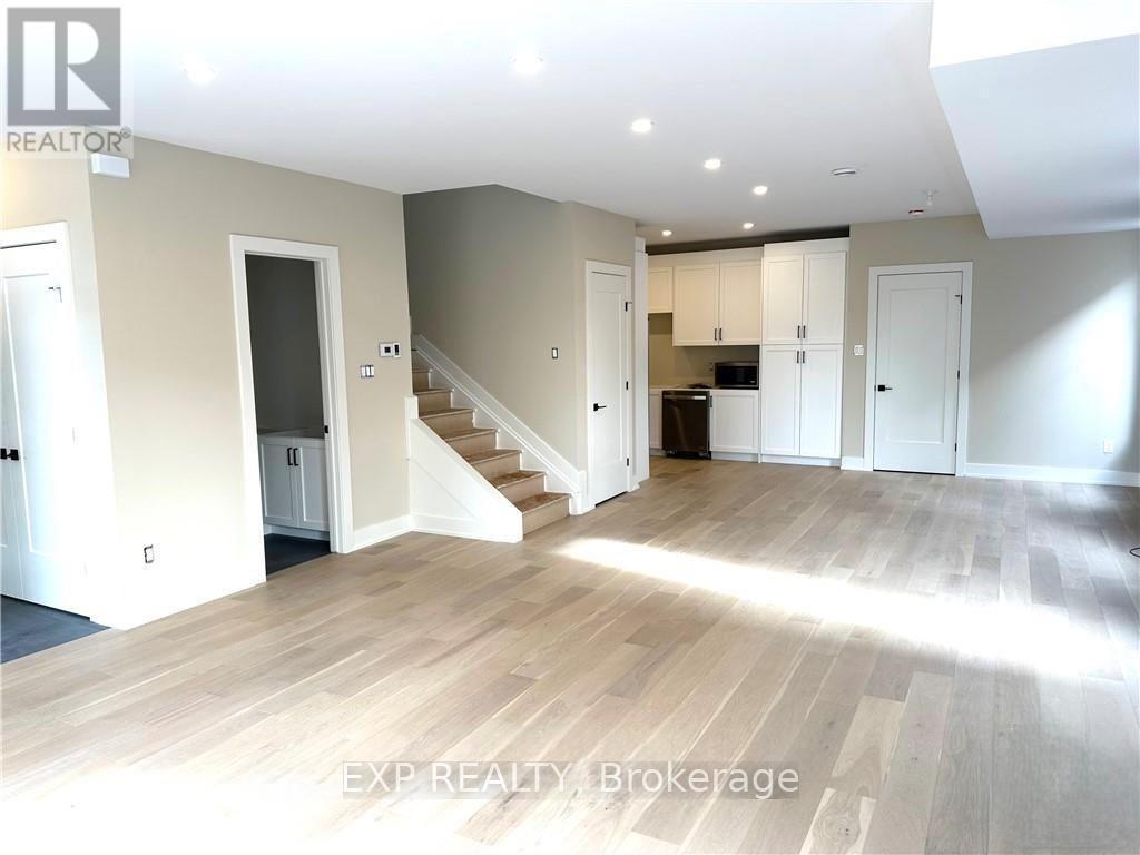 A + B - 25 O'meara Street