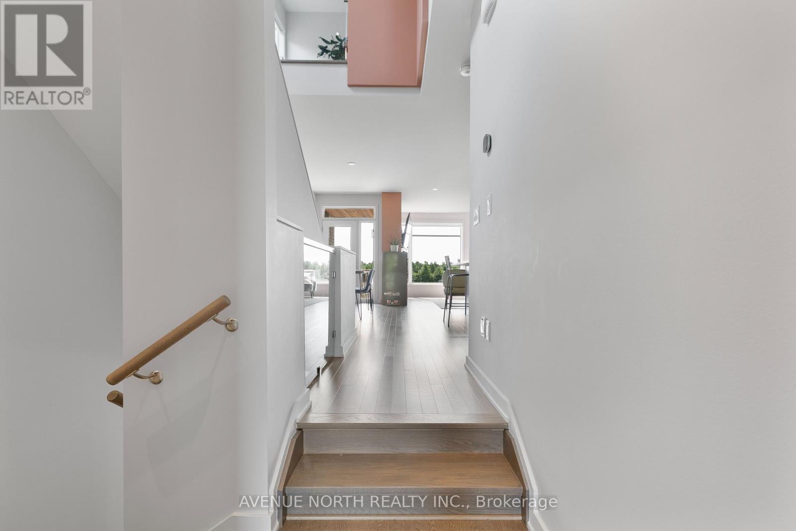 244 Shuttleworth Drive