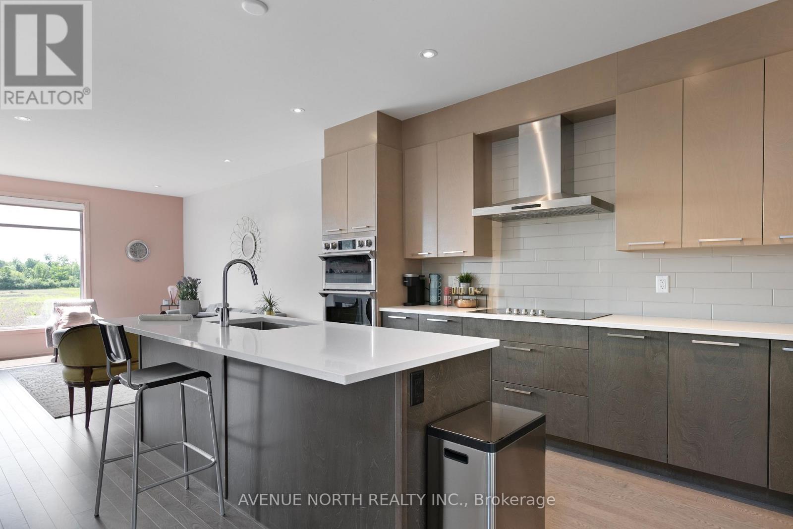 244 Shuttleworth Drive