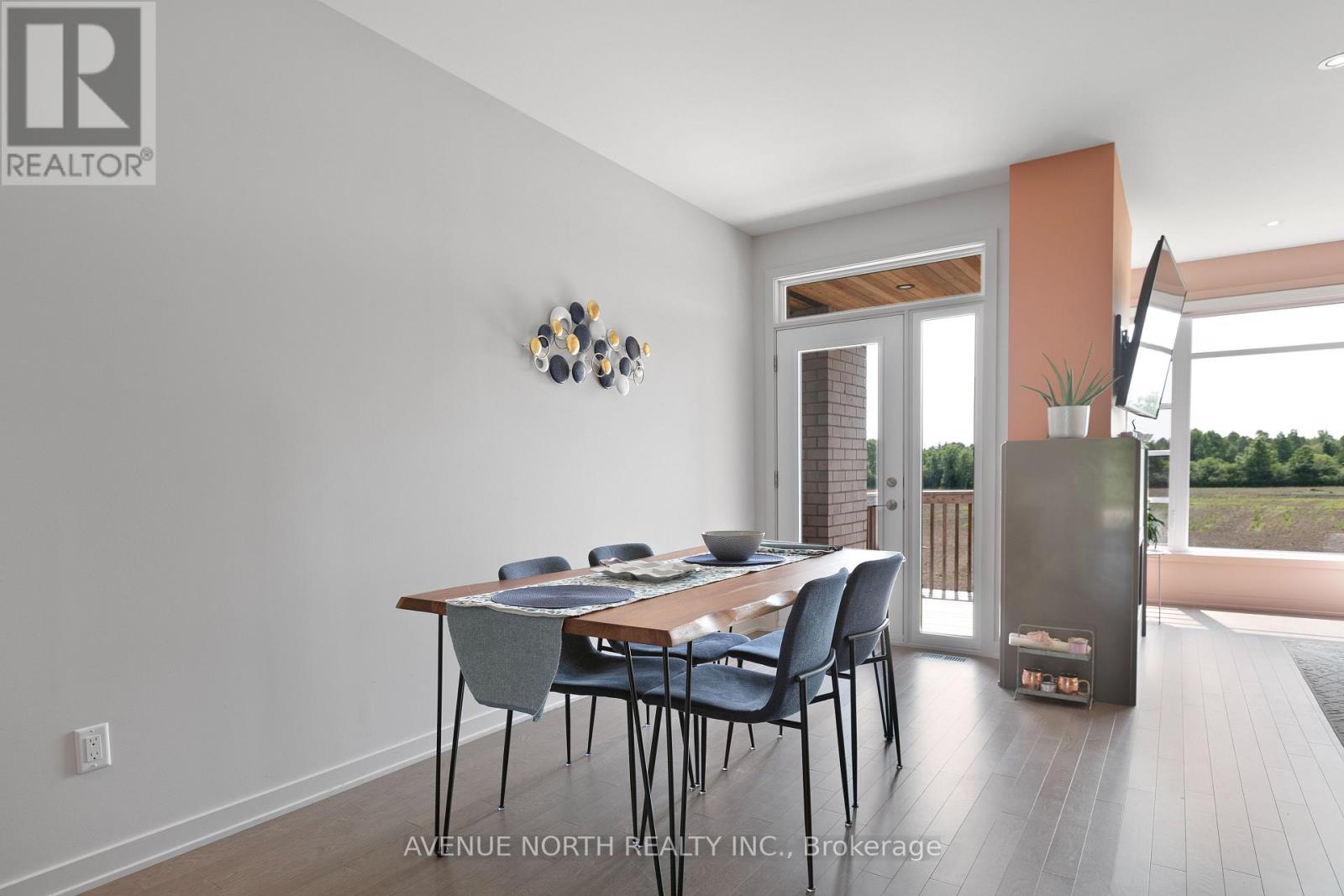 244 Shuttleworth Drive