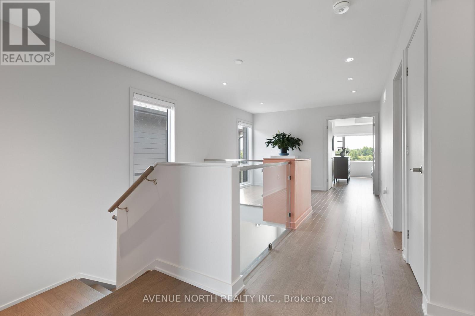 244 Shuttleworth Drive