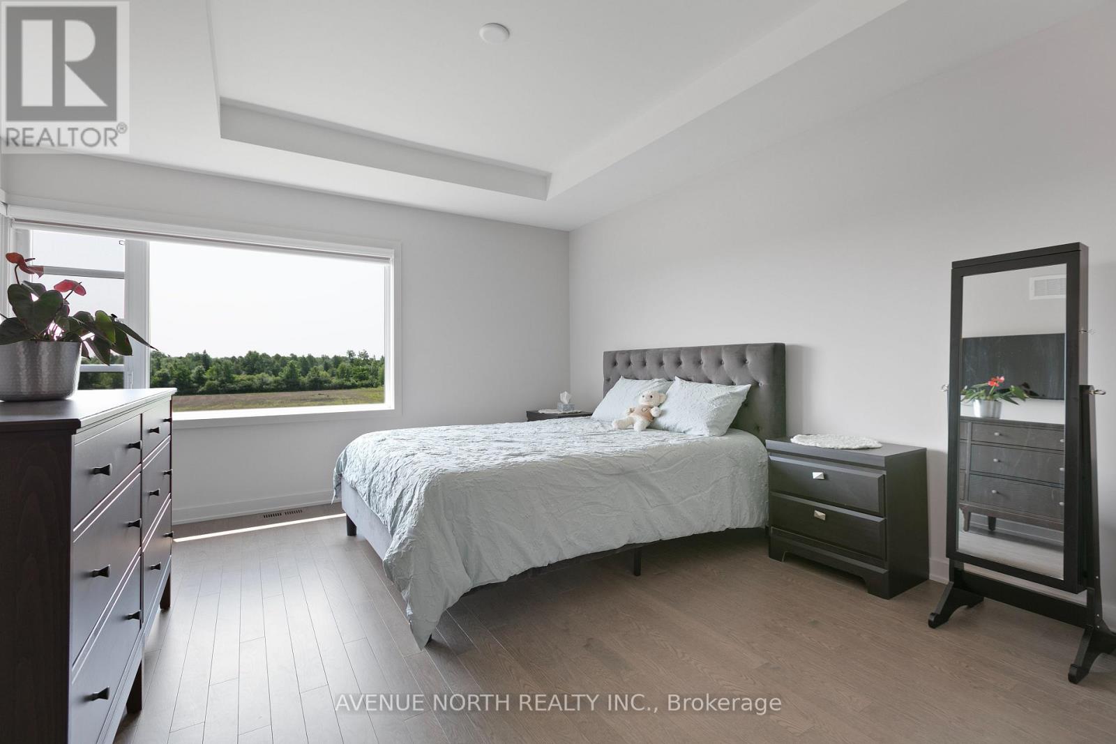 244 Shuttleworth Drive