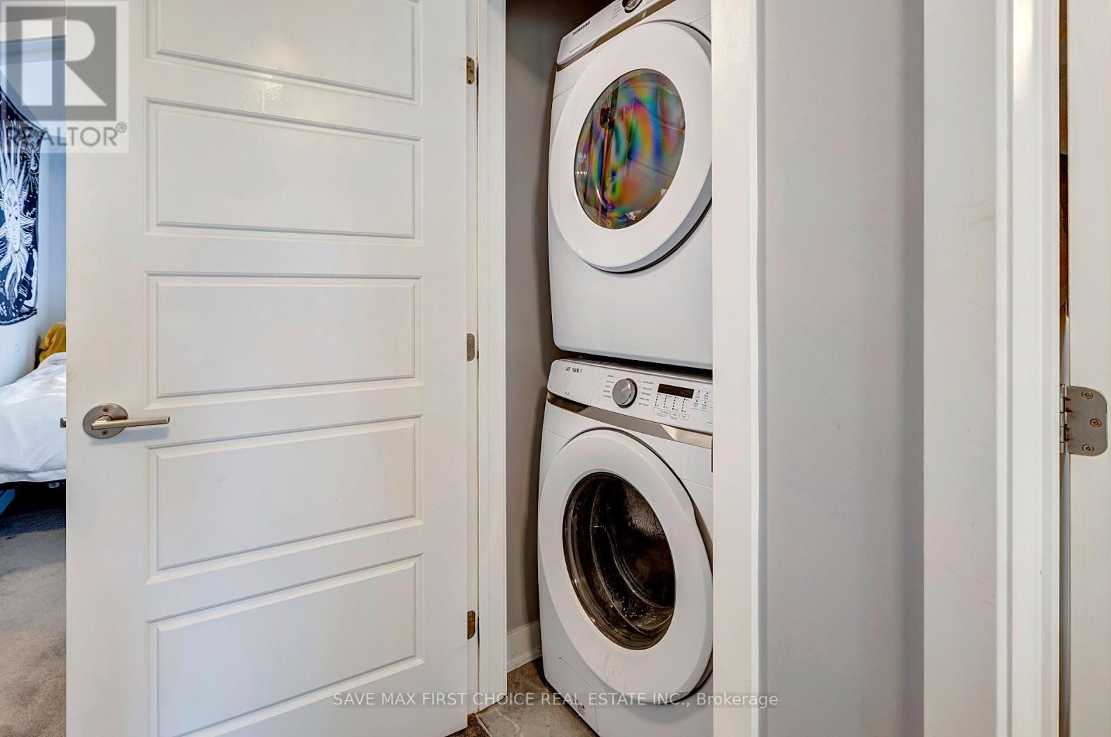 2070 Winsome Terrace