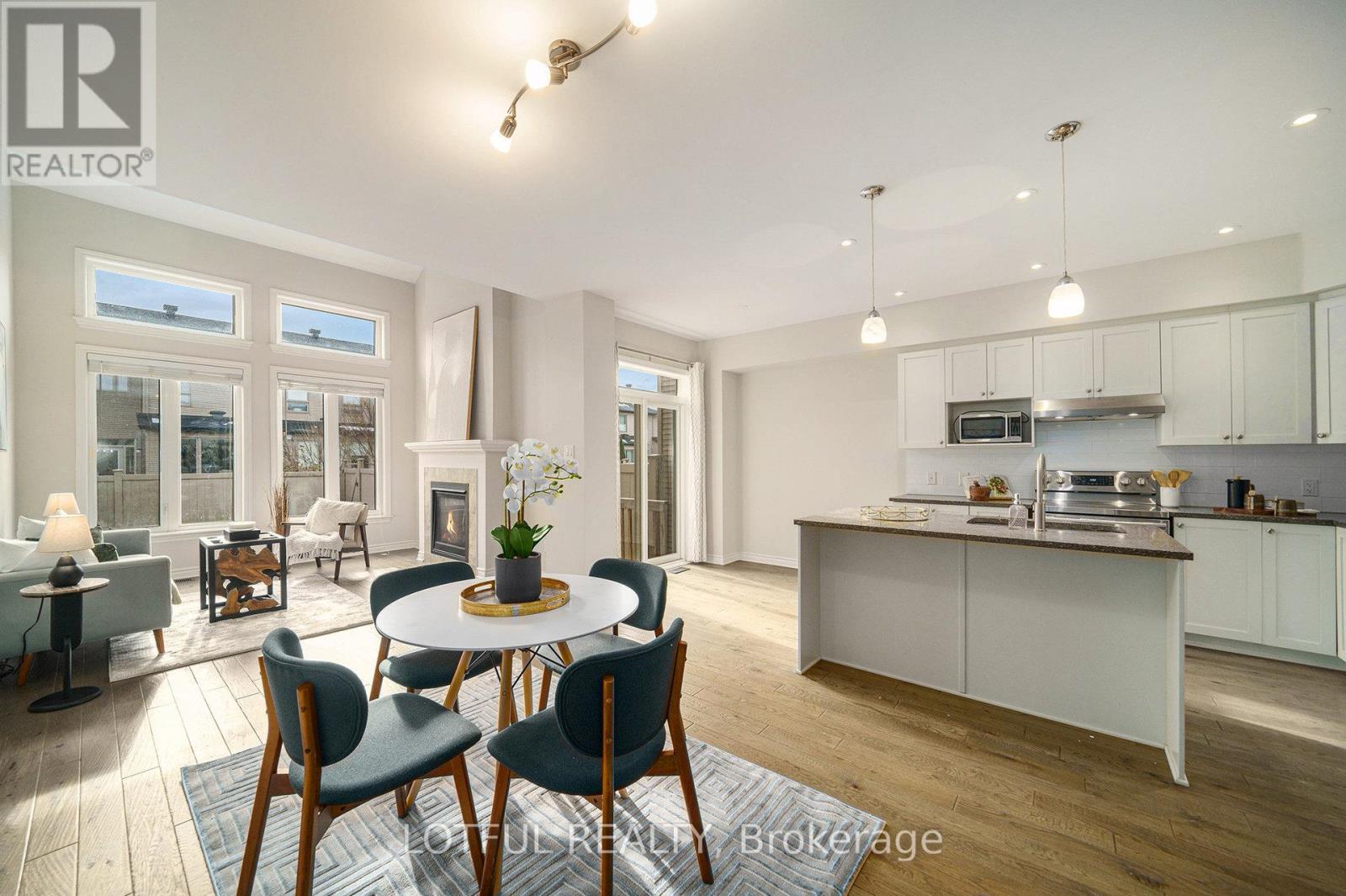 336 Rainrock Crescent