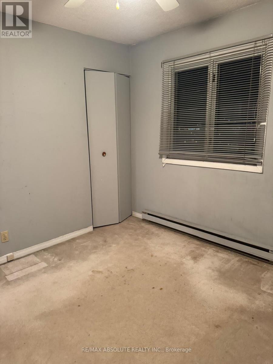 1607 - 158a Mcarthur Avenue