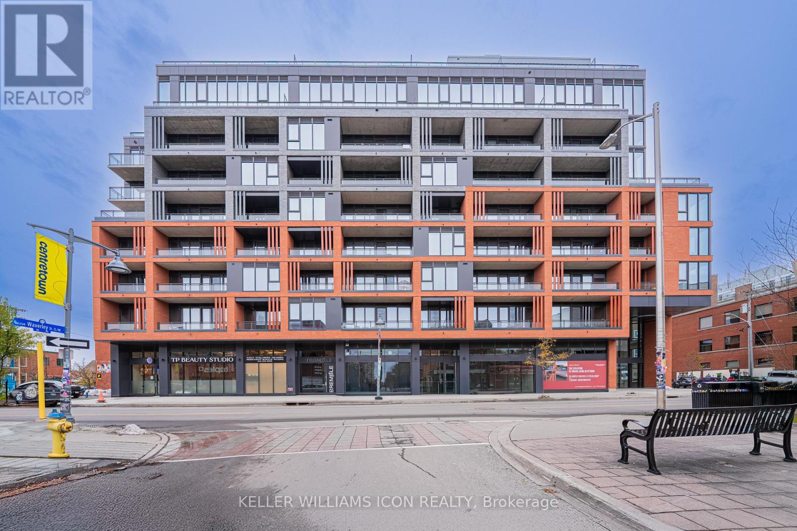 601 - 10 James Street