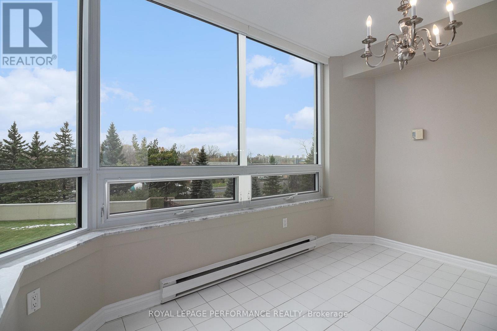 301 - 1480 Riverside Drive