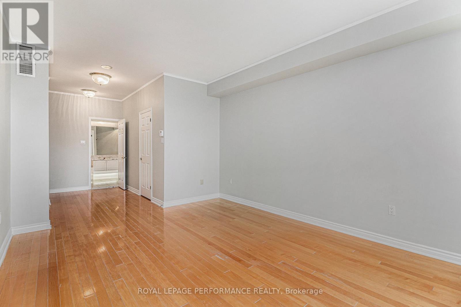 301 - 1480 Riverside Drive