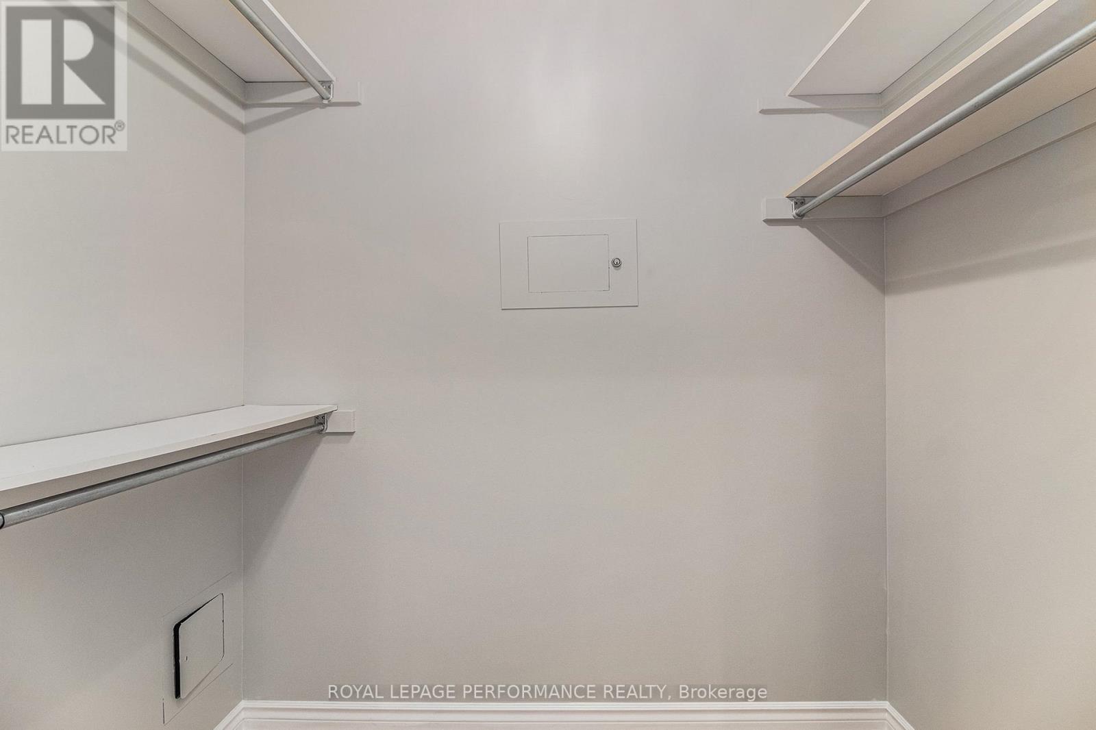 301 - 1480 Riverside Drive