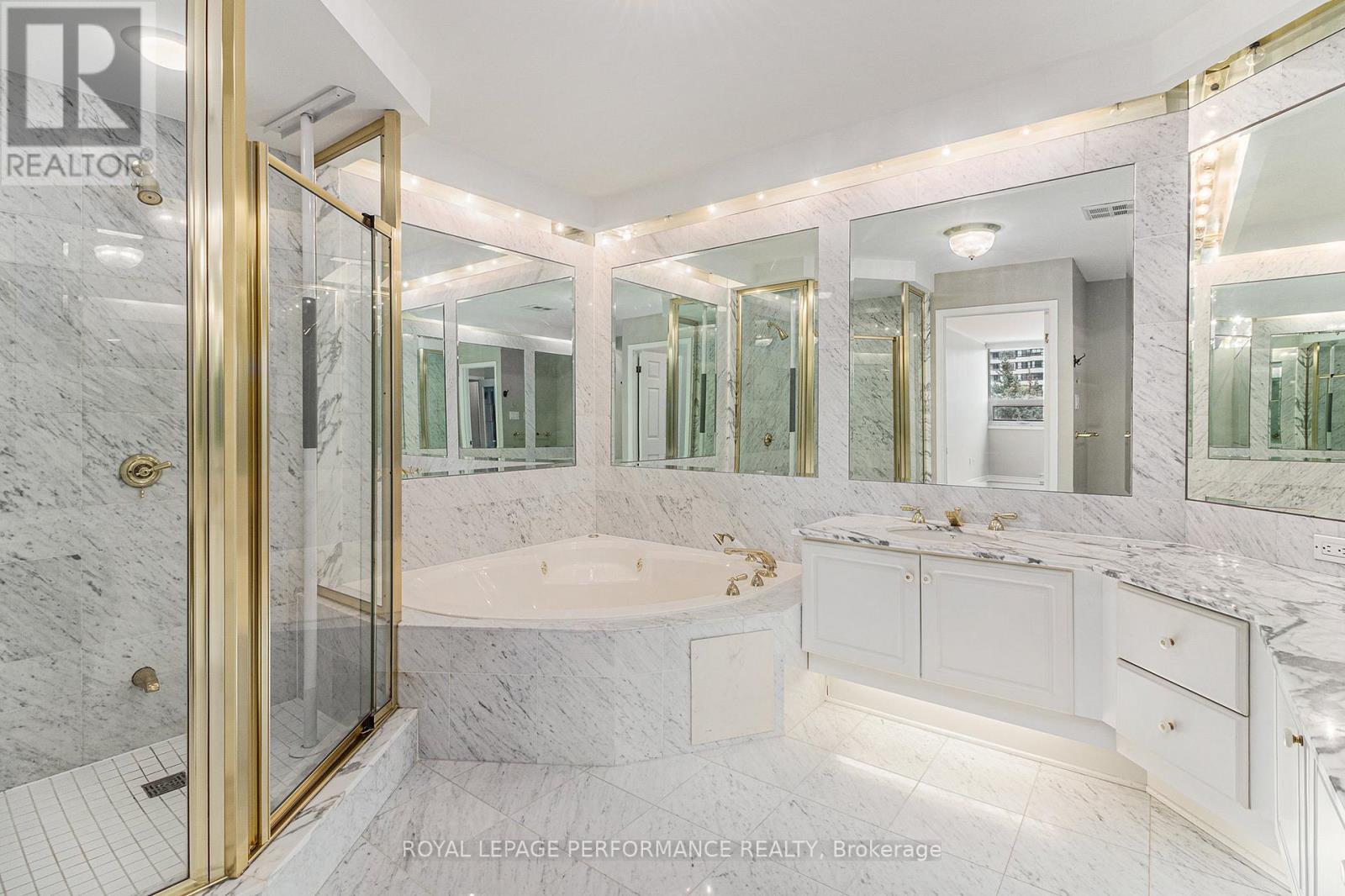 301 - 1480 Riverside Drive