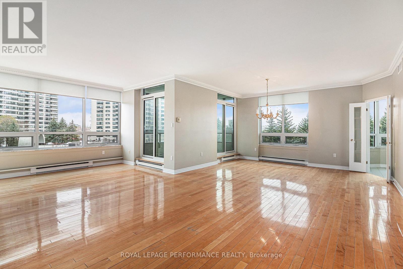 301 - 1480 Riverside Drive