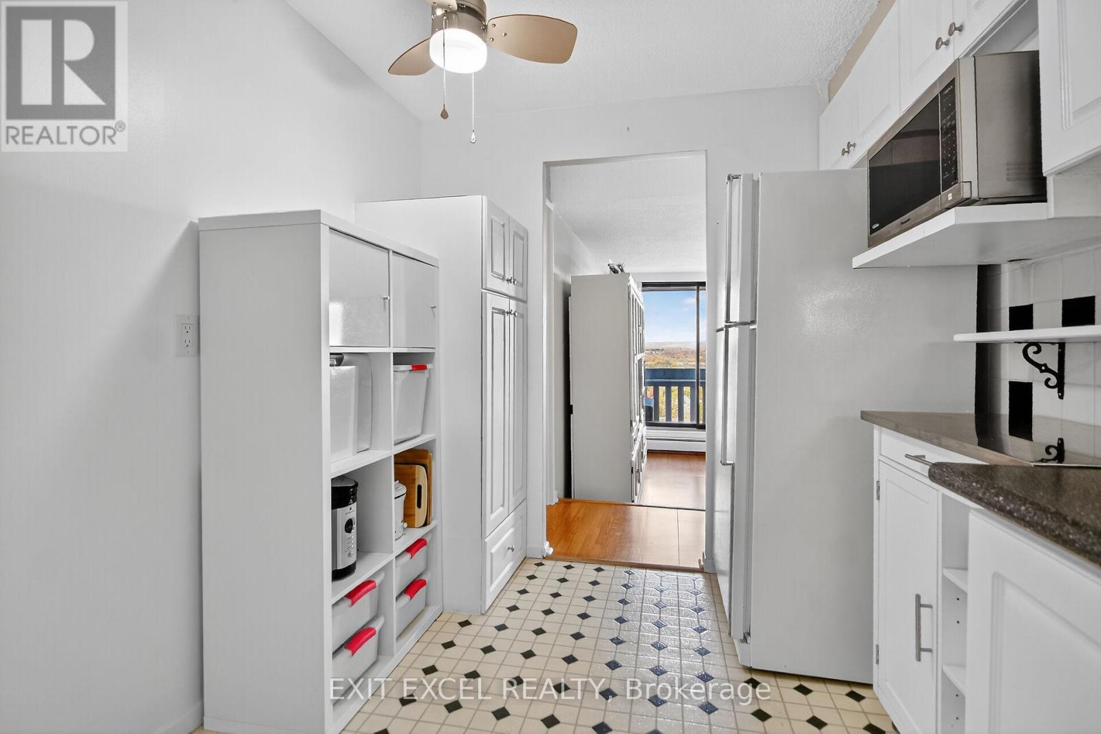 1503 - 415 Greenview Avenue