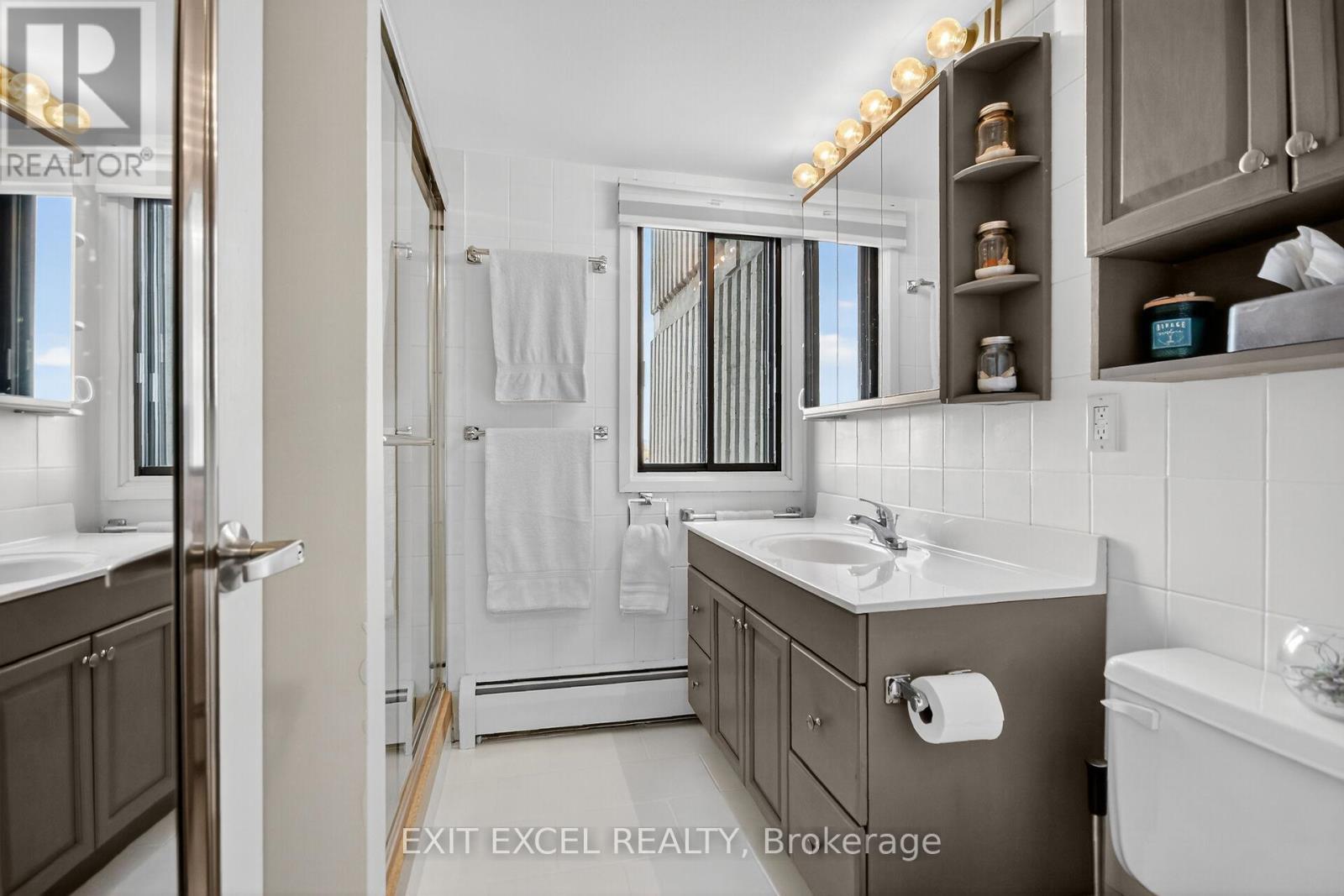 1503 - 415 Greenview Avenue