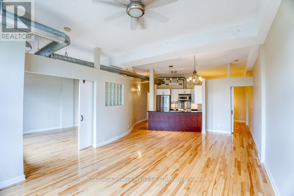 405 - 320 Parkdale Avenue