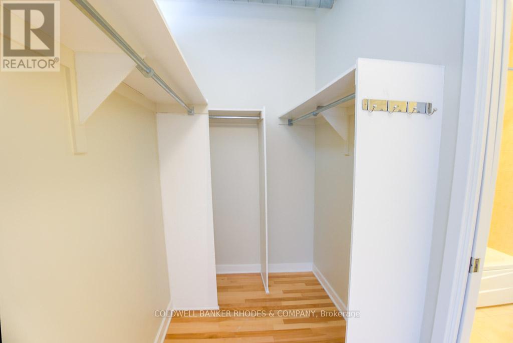 405 - 320 Parkdale Avenue