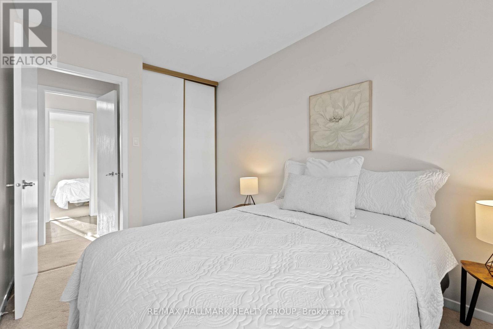 11 - 1160 Shillington Avenue