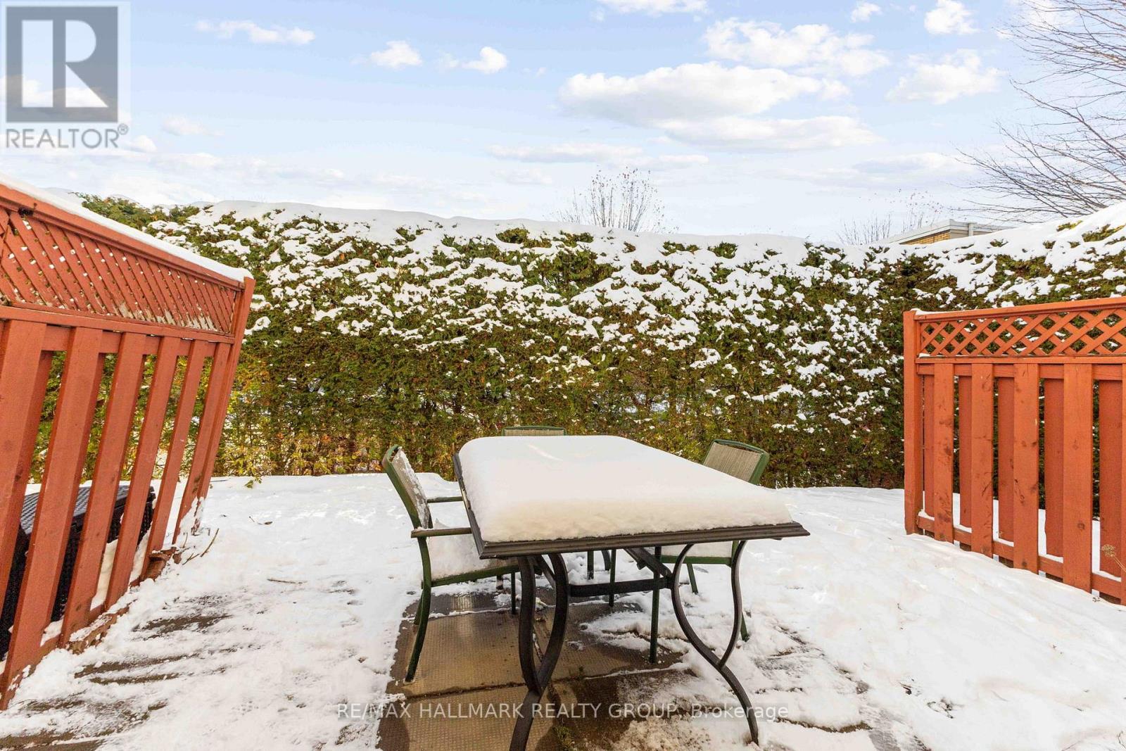 11 - 1160 Shillington Avenue