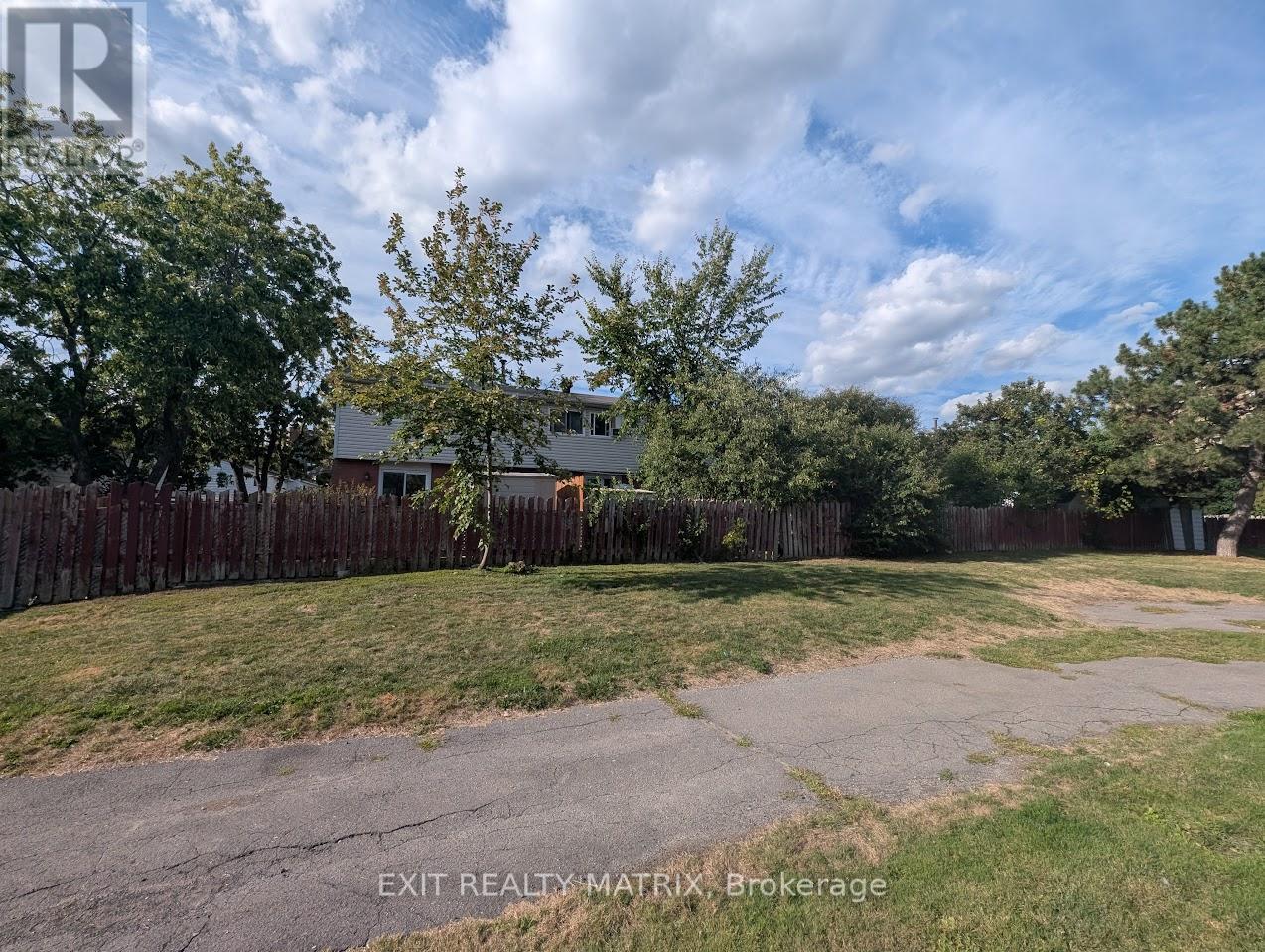 1468 Heatherington Road