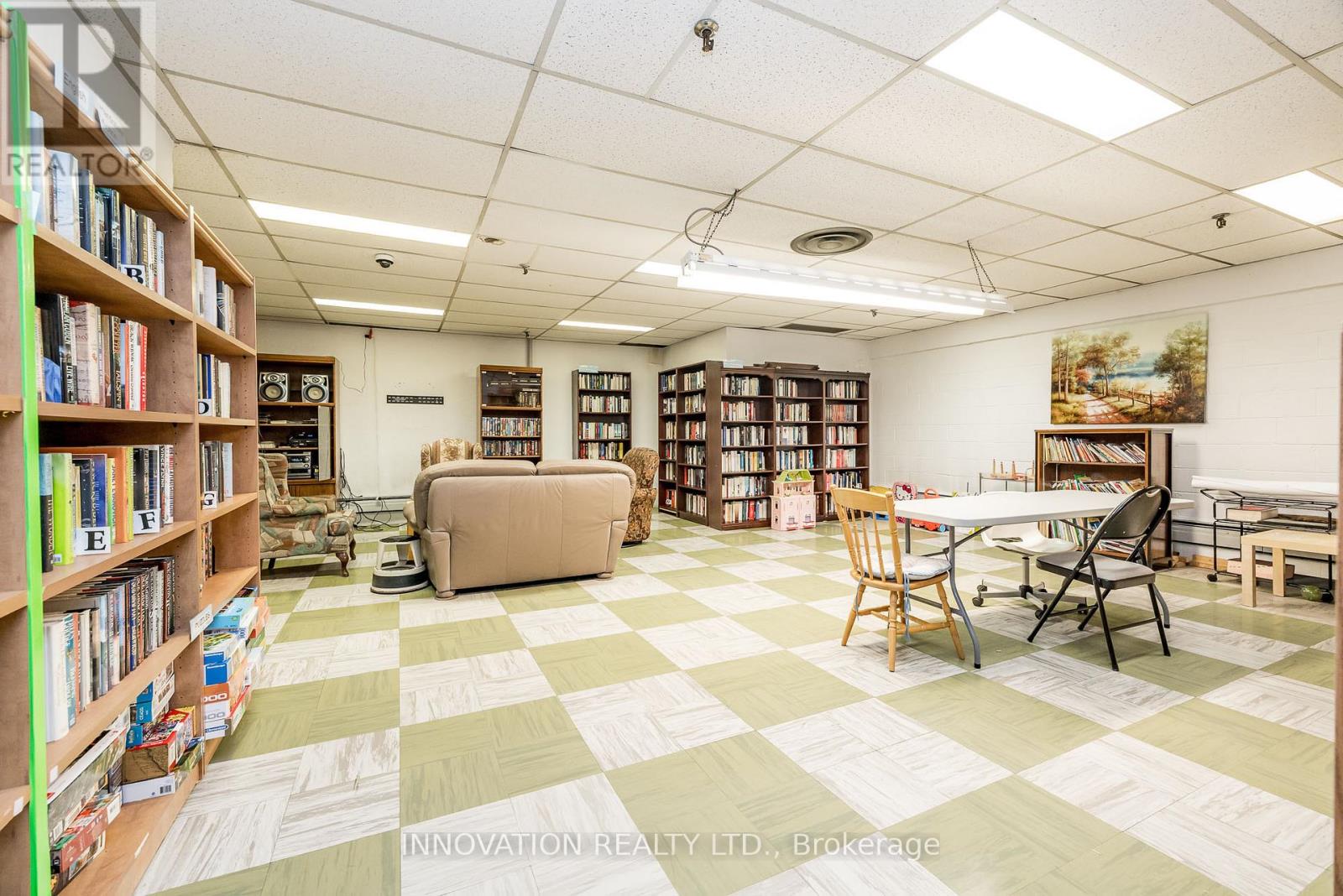 307 - 665 Bathgate Drive