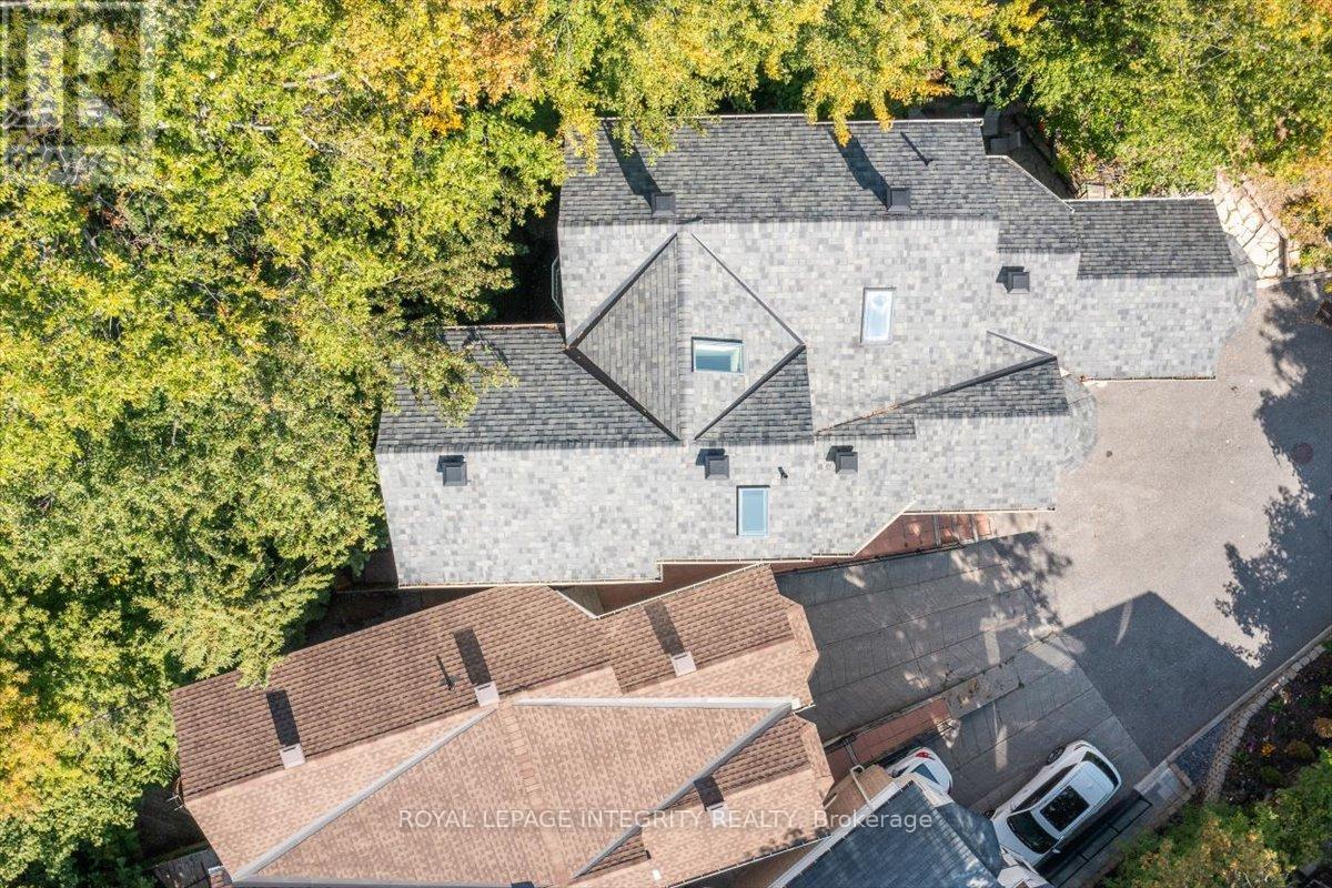 4 - 2949 Richmond Road