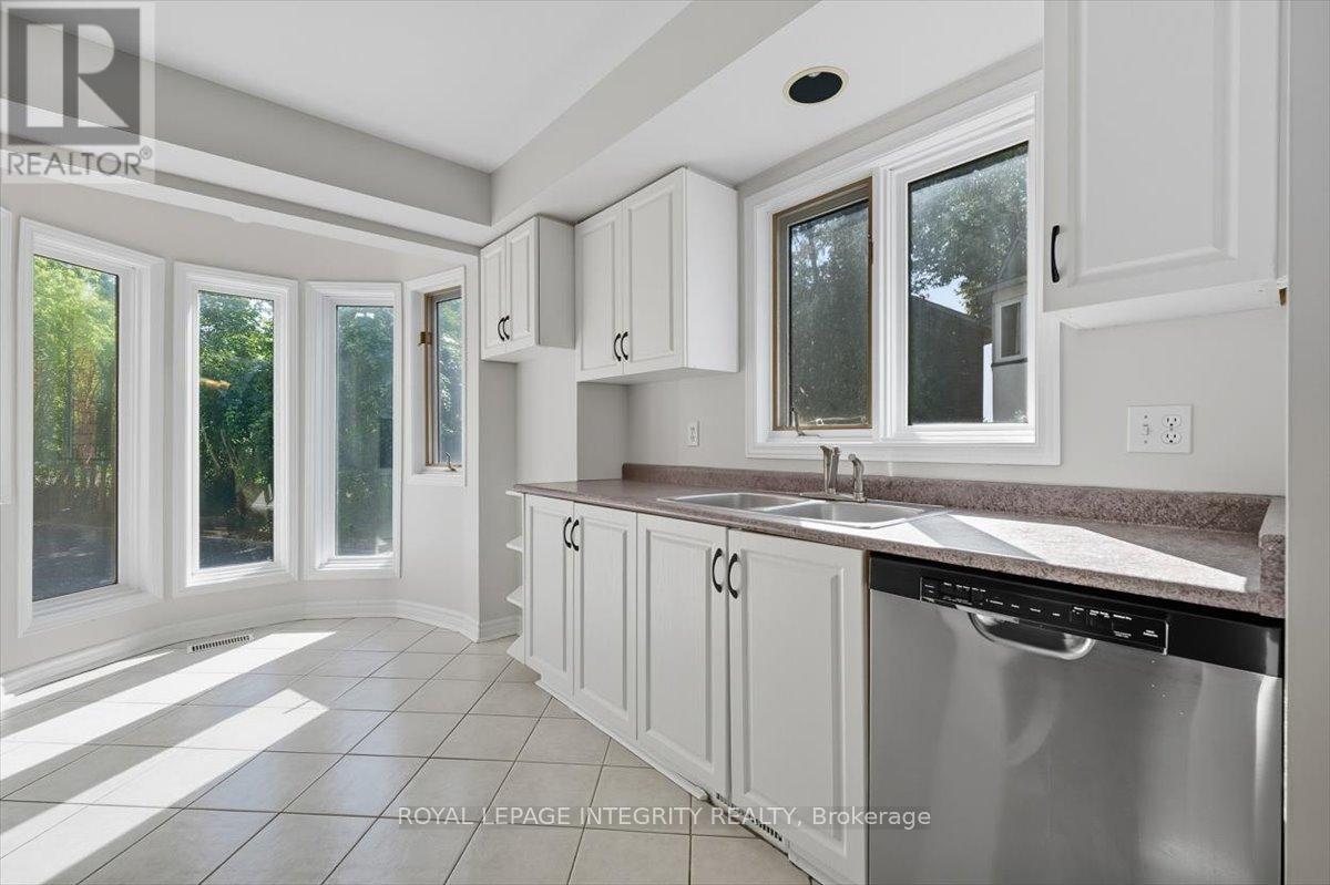 4 - 2949 Richmond Road