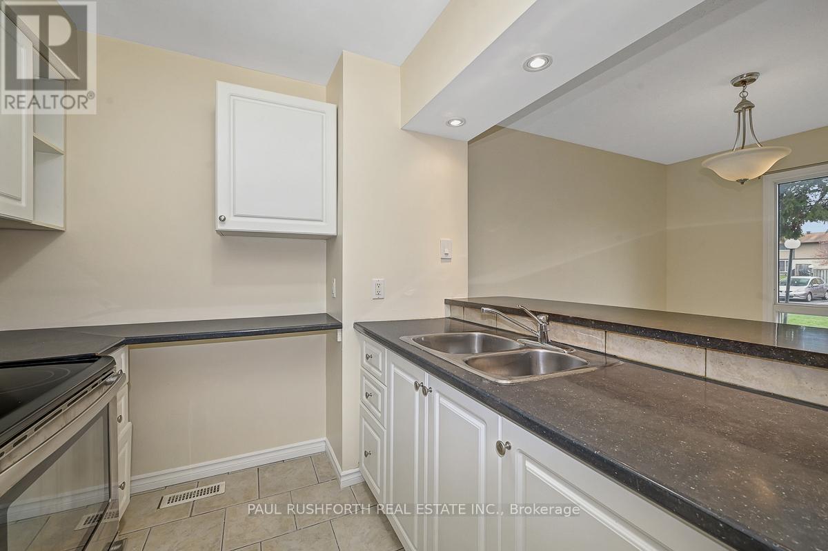 22 - 2570 Southvale Crescent