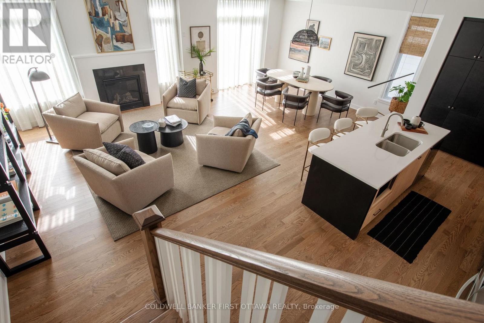 1702 Rotterdam Circle