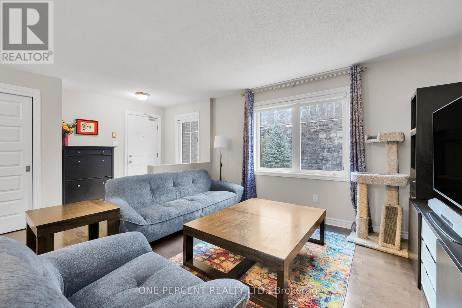 242a Titanium Private