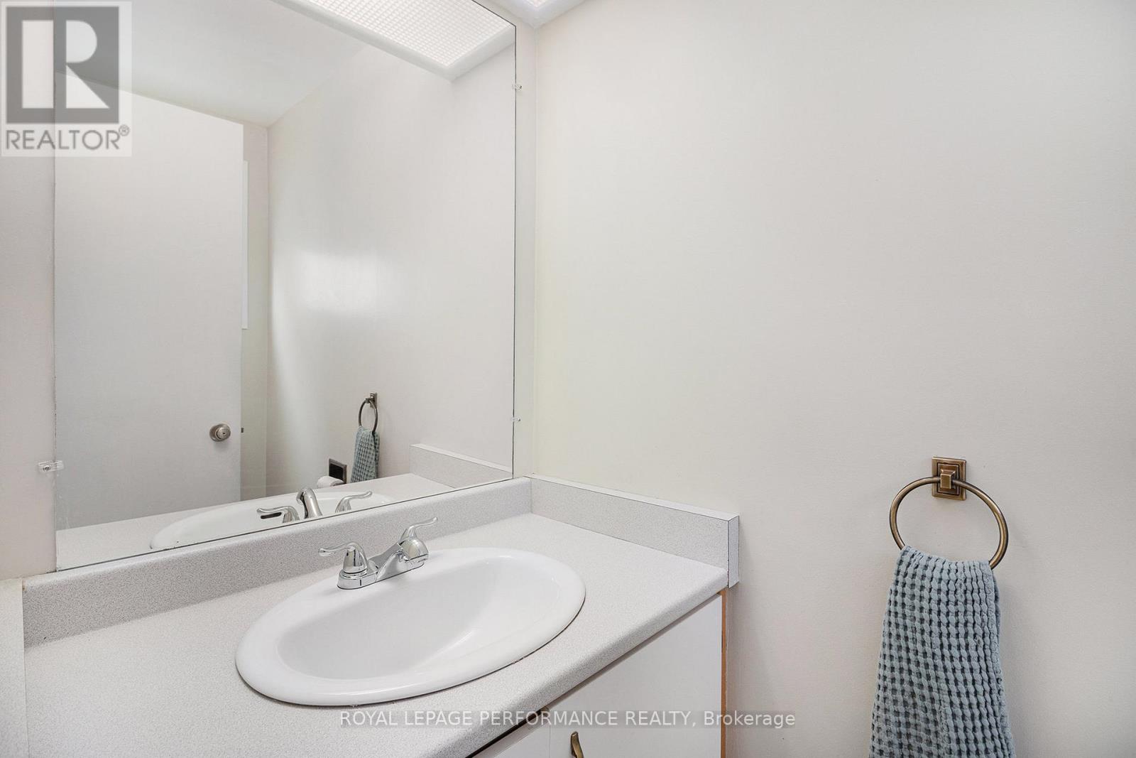 1642 Prestwick Drive