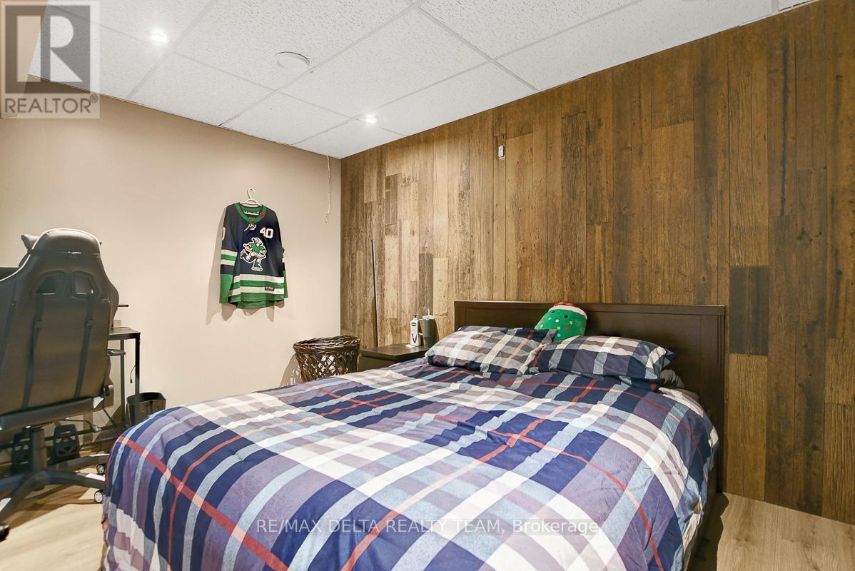 1916 Montmere Avenue