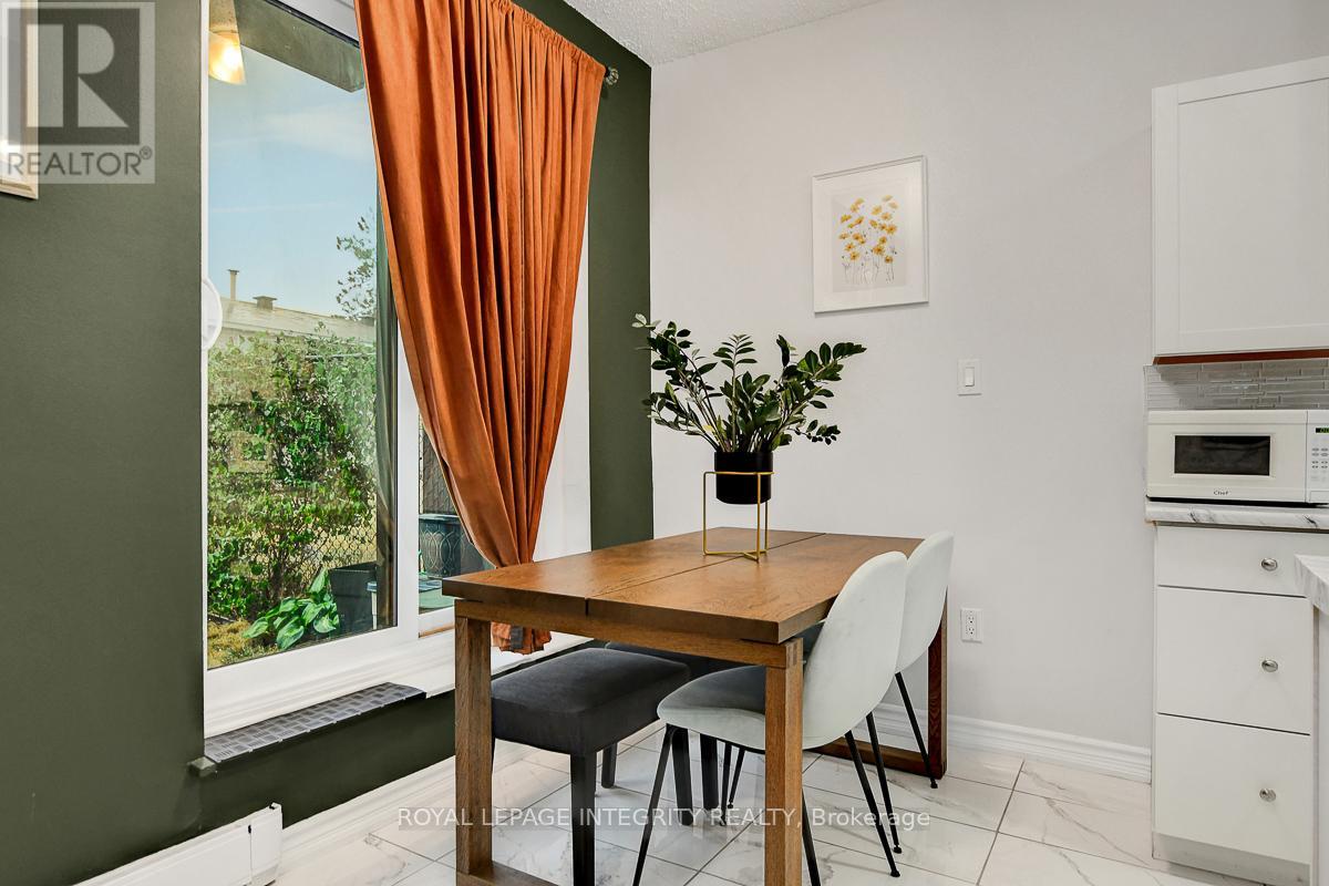 107 - 2019 Bank Street S