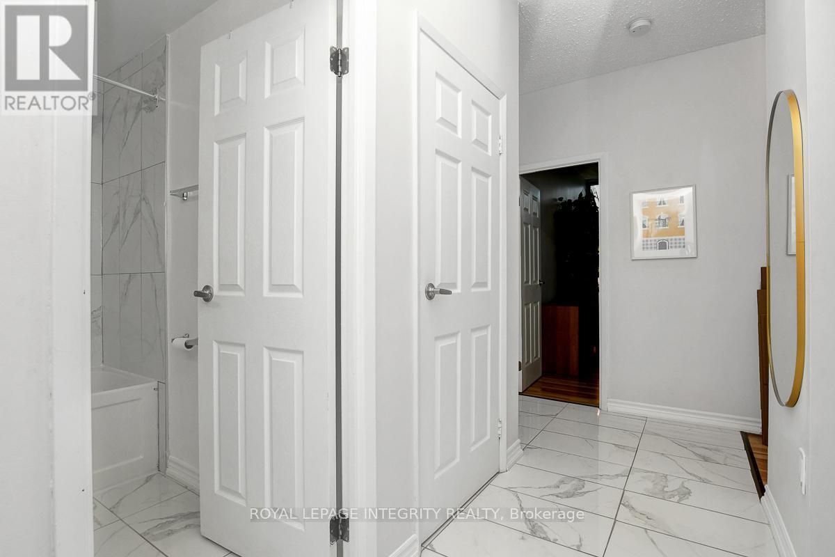 107 - 2019 Bank Street S