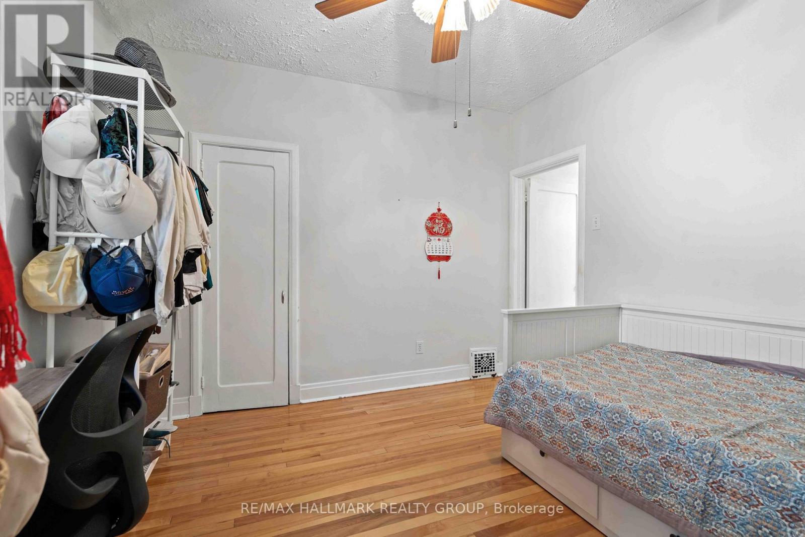 318 Shakespeare Street