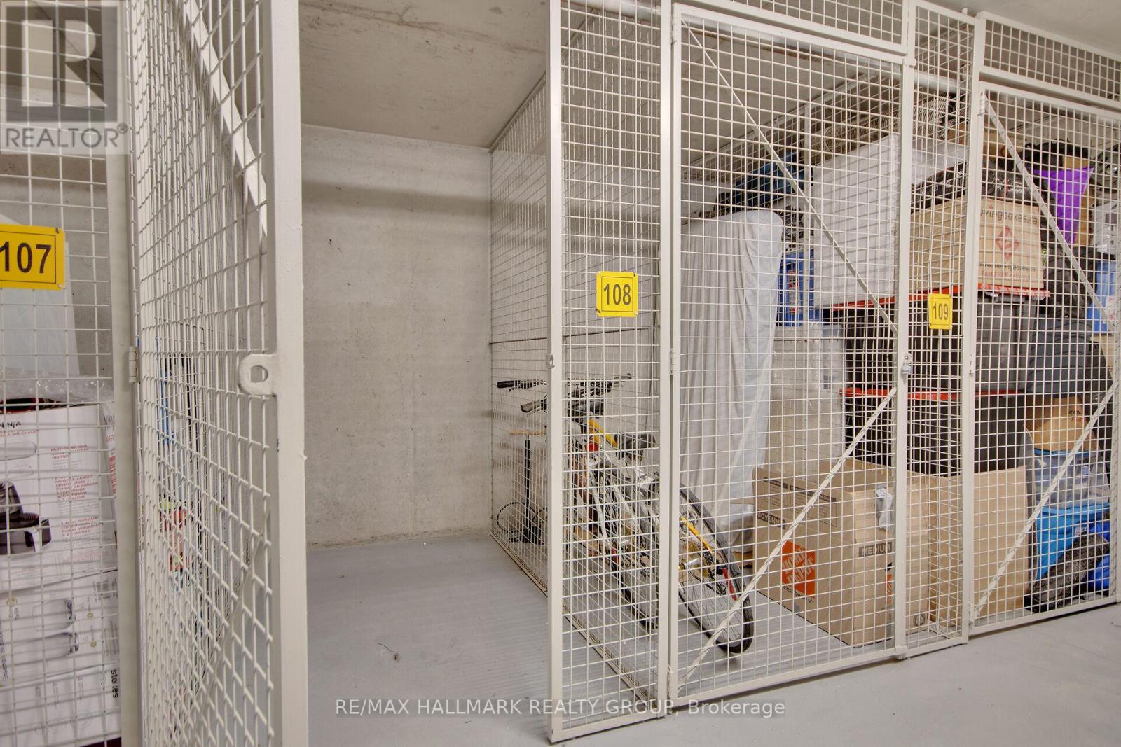 208 - 555 Anand Private