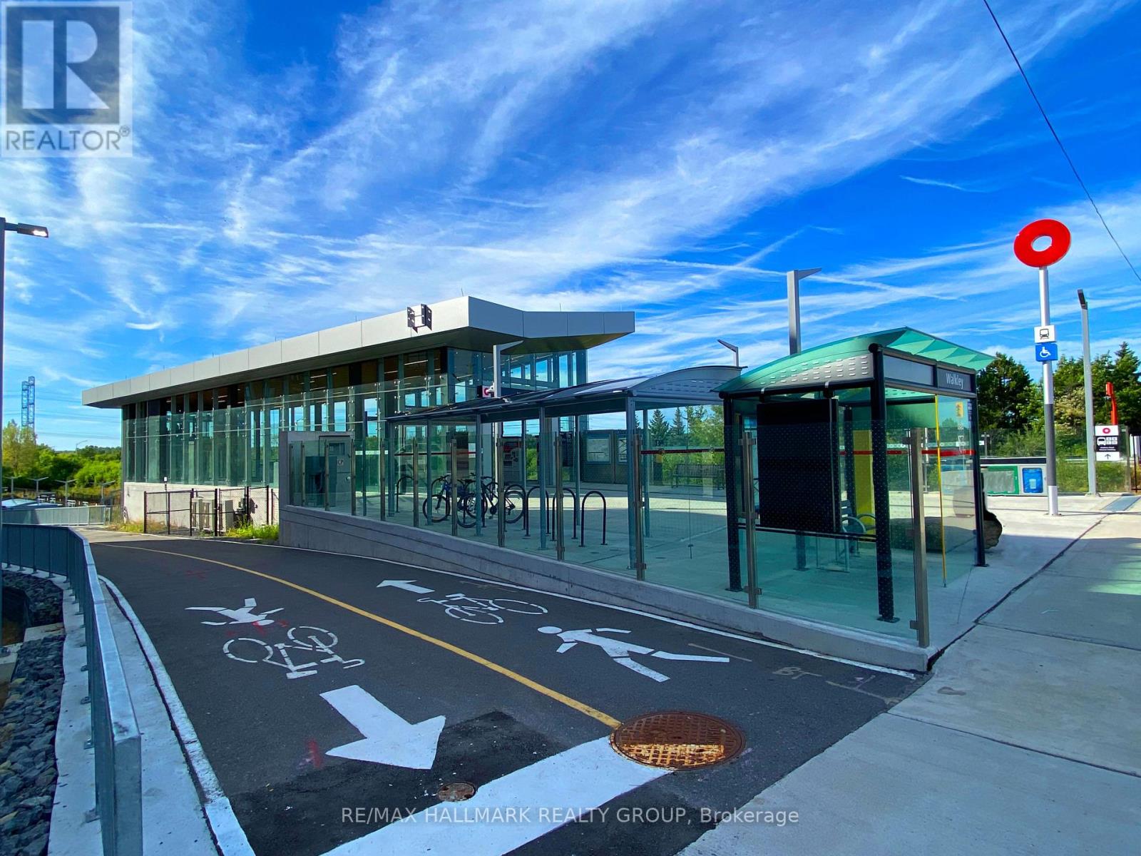 208 - 555 Anand Private