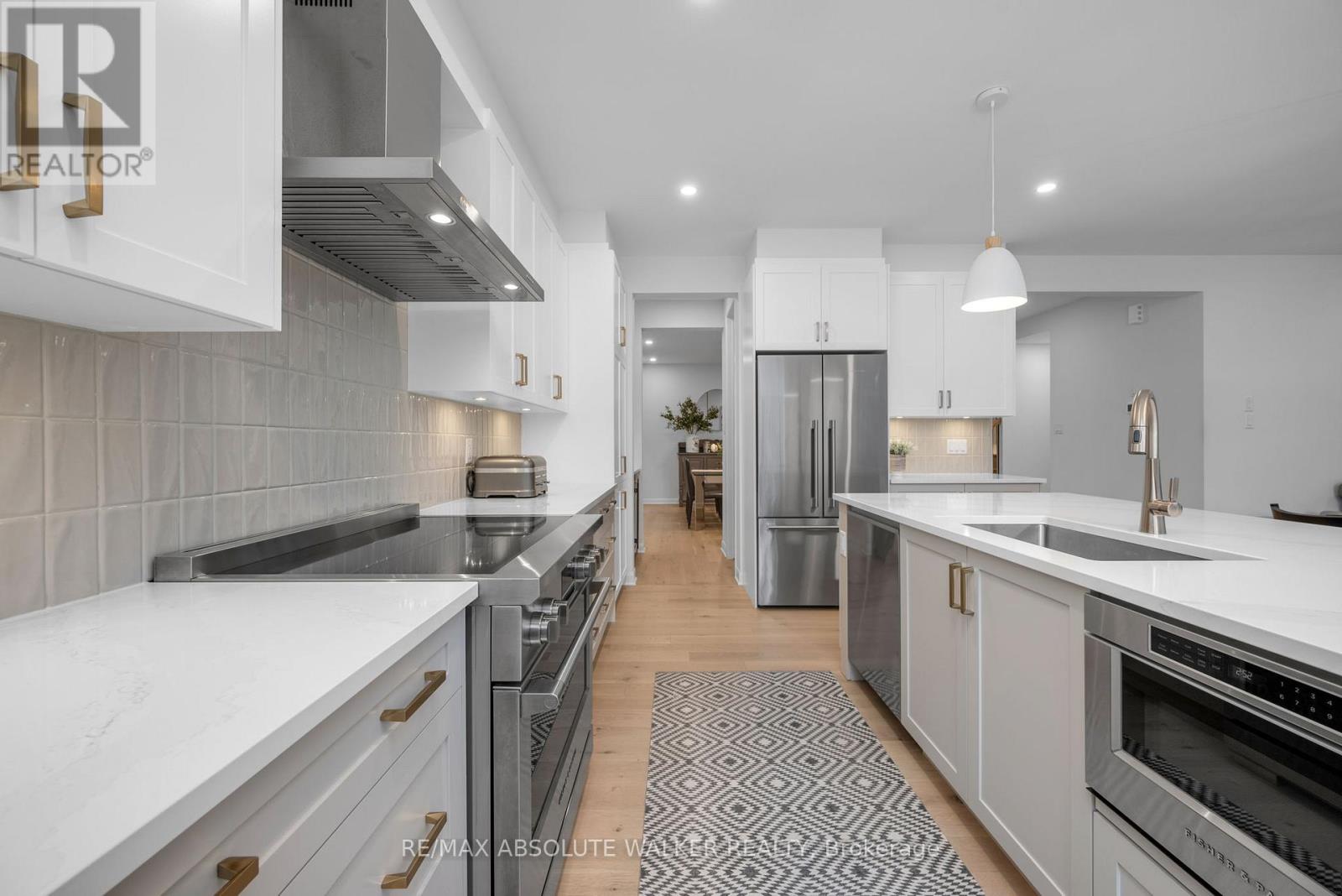 2055 Wanderer Avenue