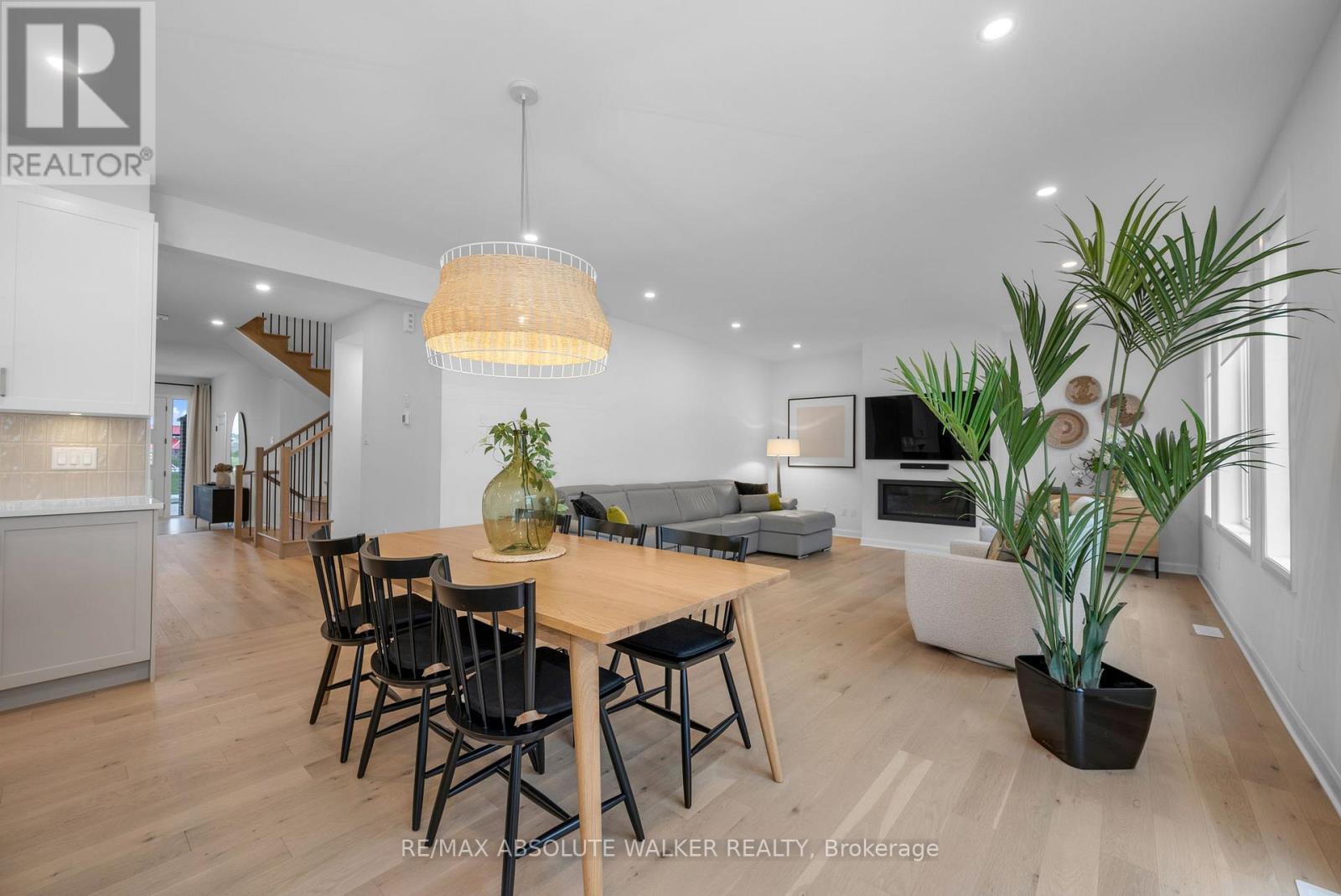 2055 Wanderer Avenue