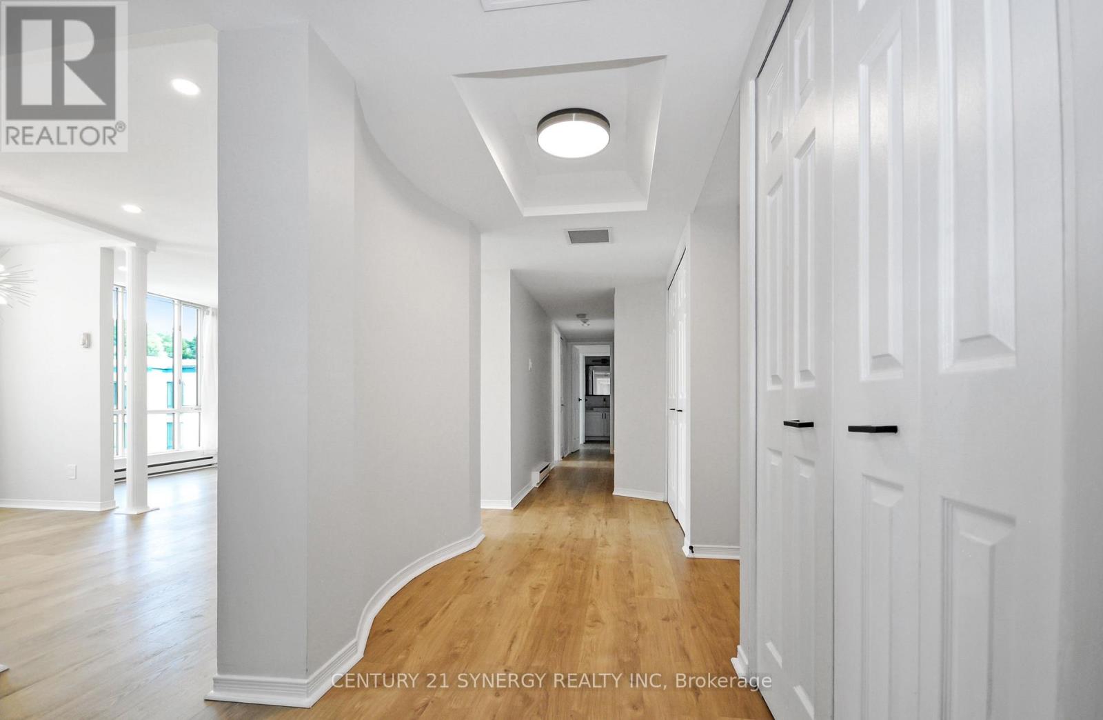 505 - 330 Centrum Boulevard