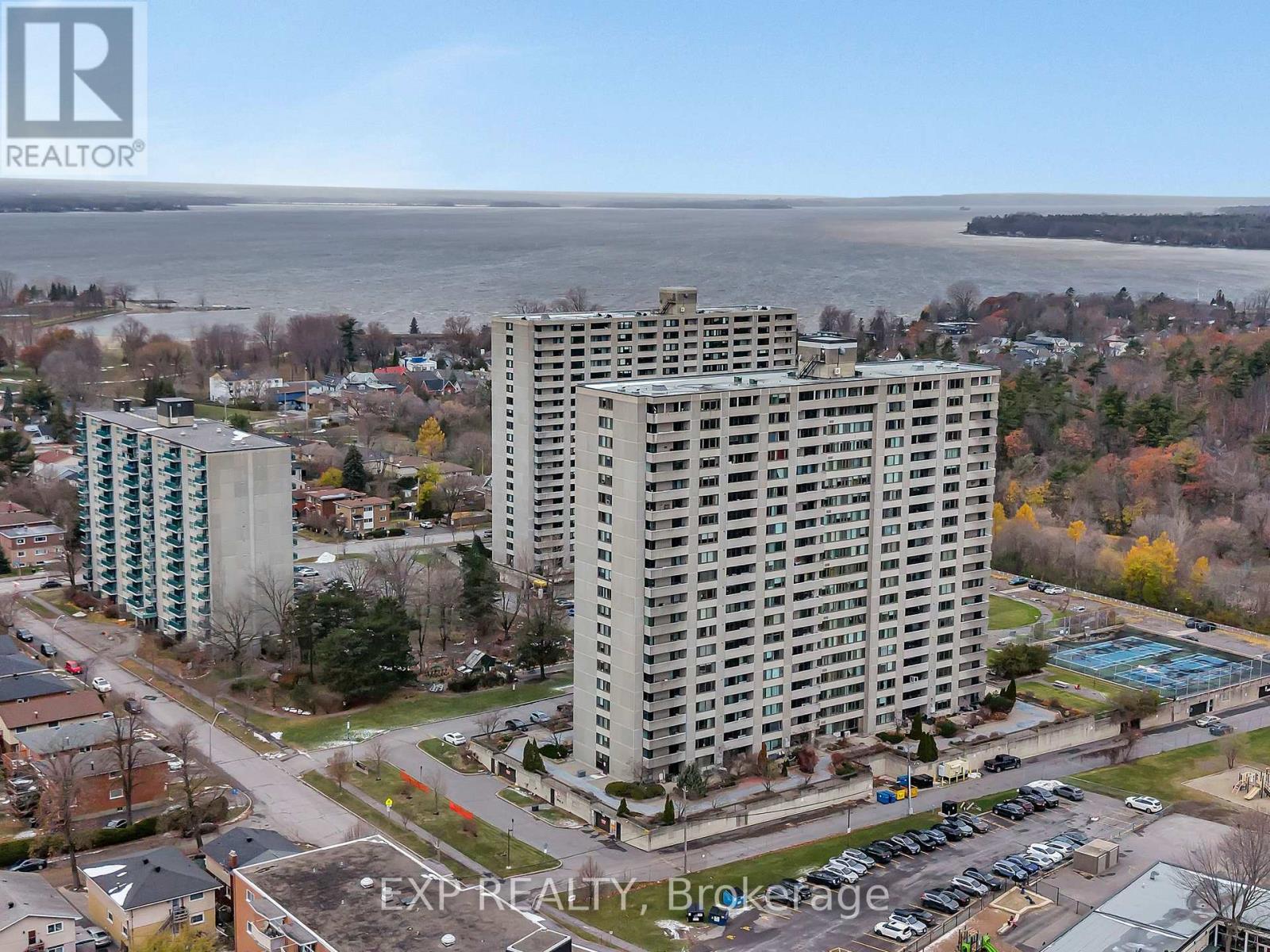 303 - 2625 Regina Street