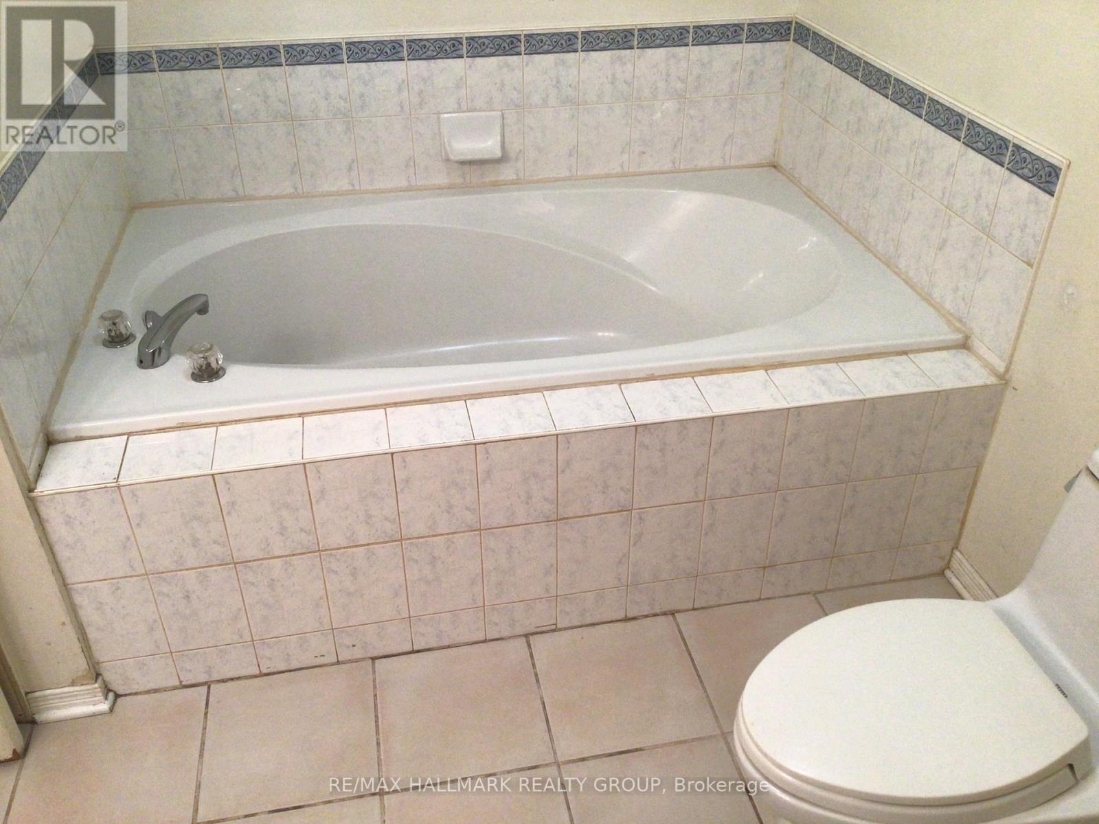 1586 Duplante Avenue