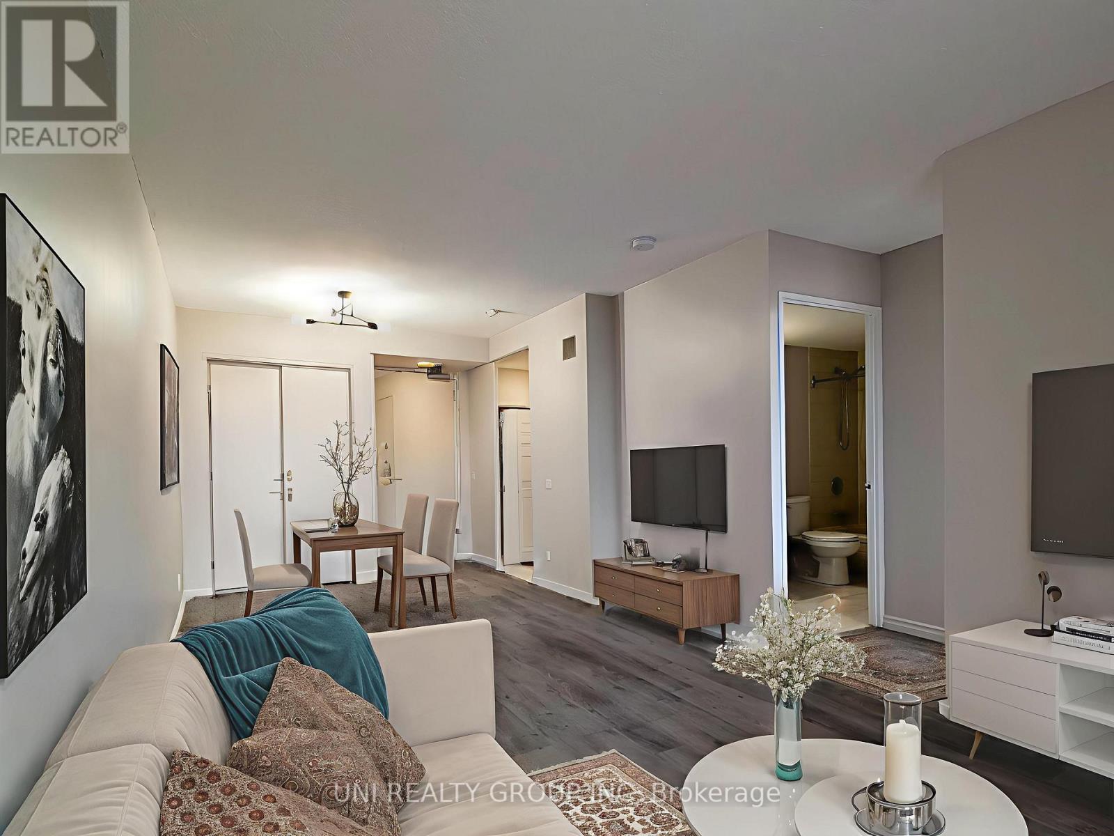 510 - 45 Holland Avenue