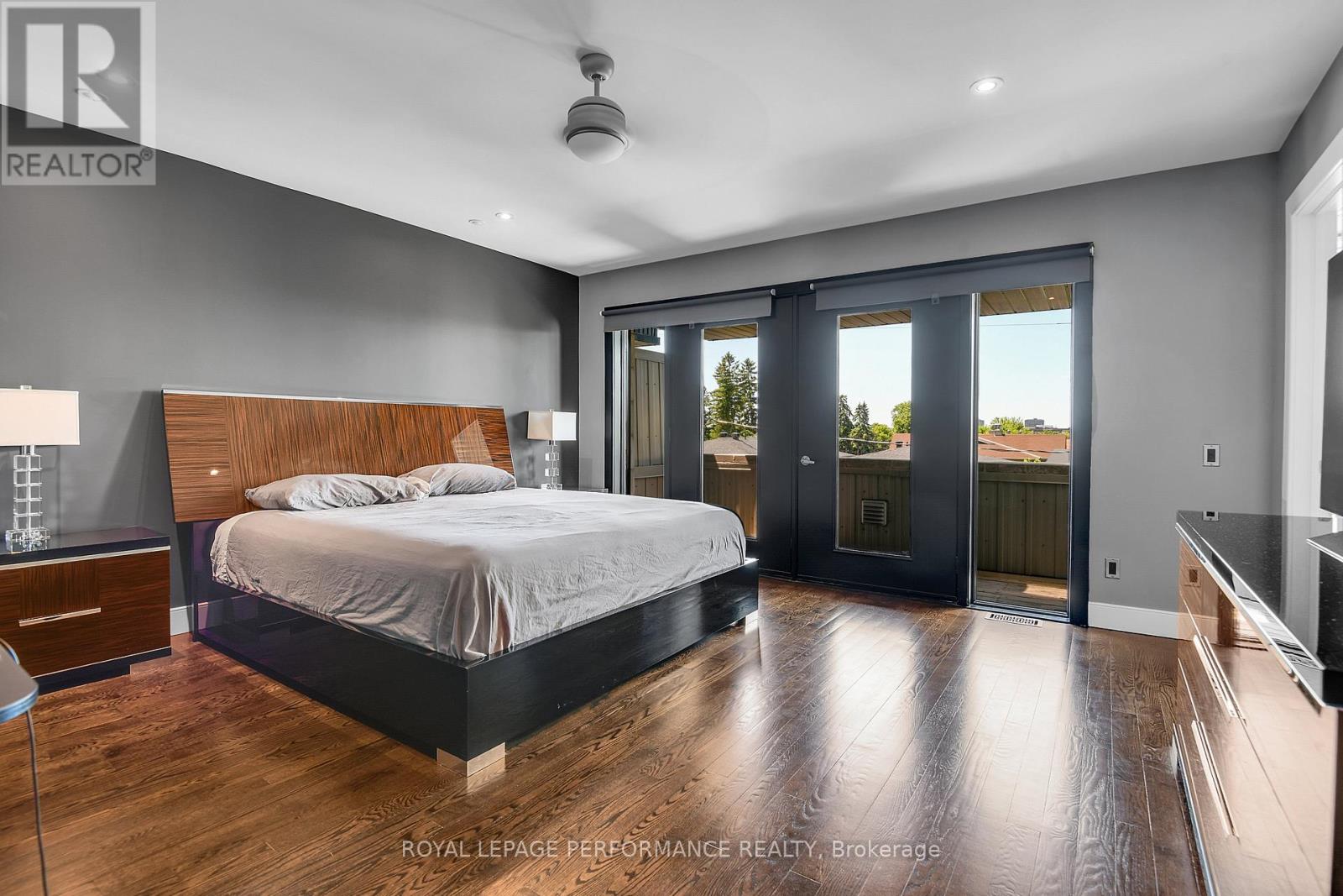 805 Kingsmere Avenue