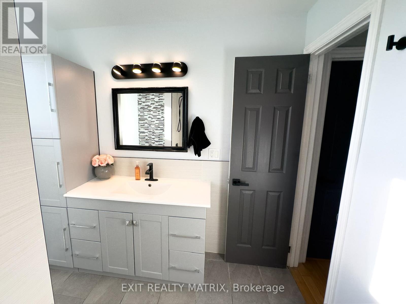 12187 County Road 3 Road