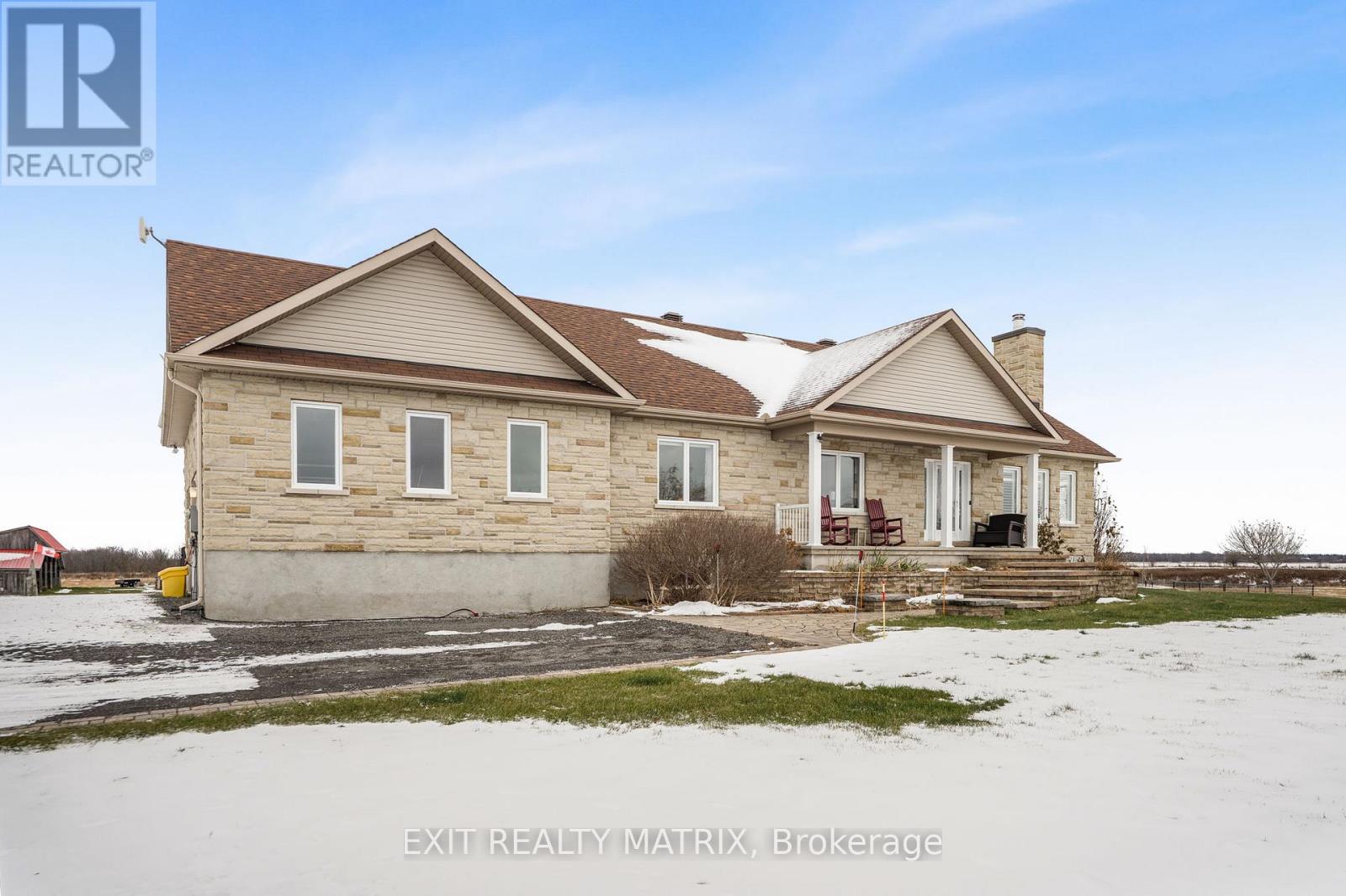 3139 Birchgrove Road