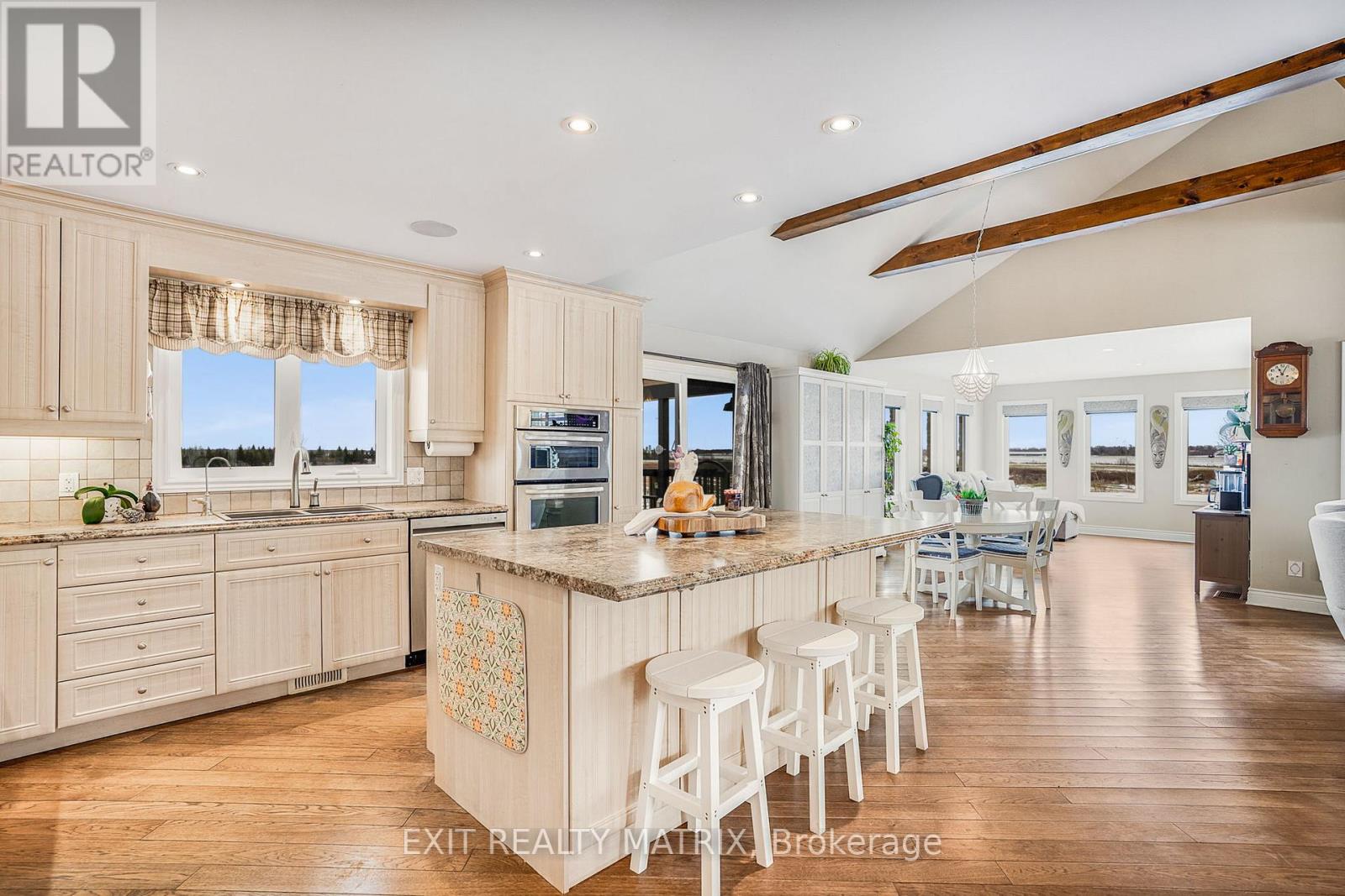 3139 Birchgrove Road