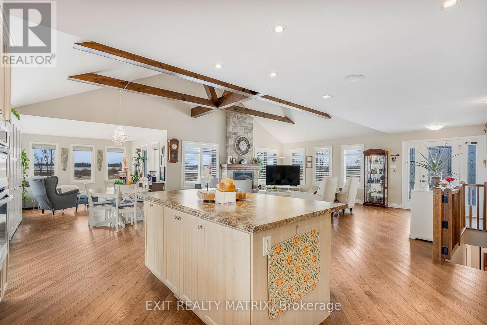 3139 Birchgrove Road