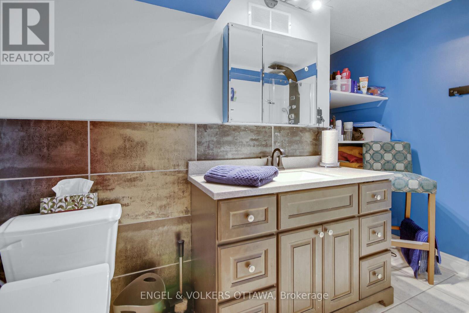 5593 Whitewood Avenue S