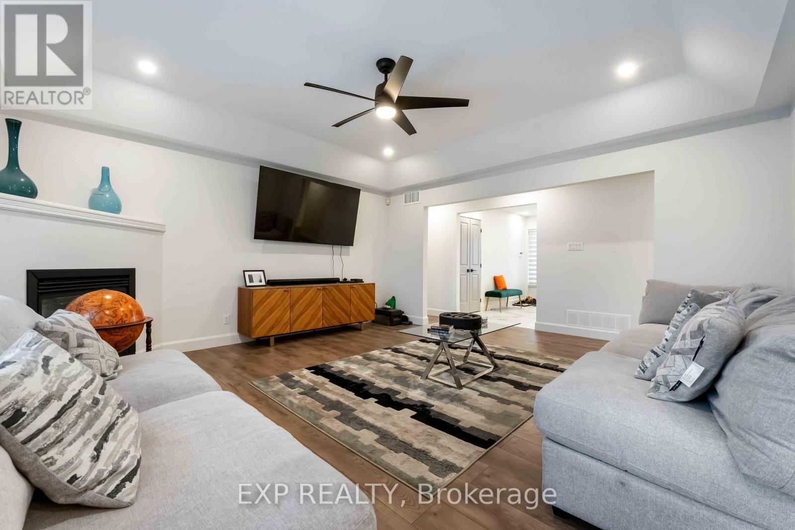 2760 Johannes Street