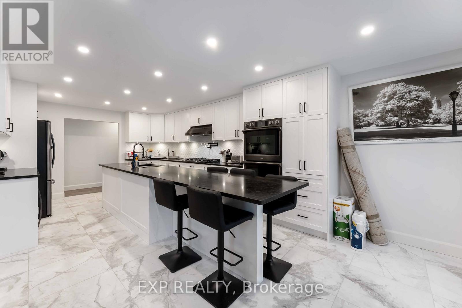 2760 Johannes Street