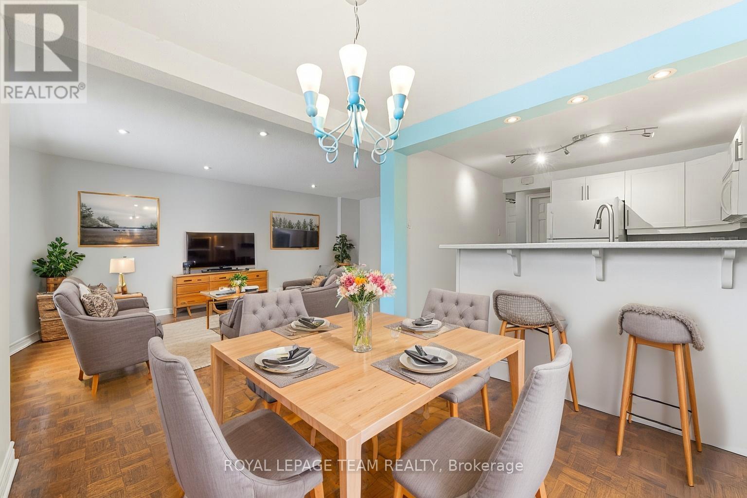 54 - 227 Ridgepark Private